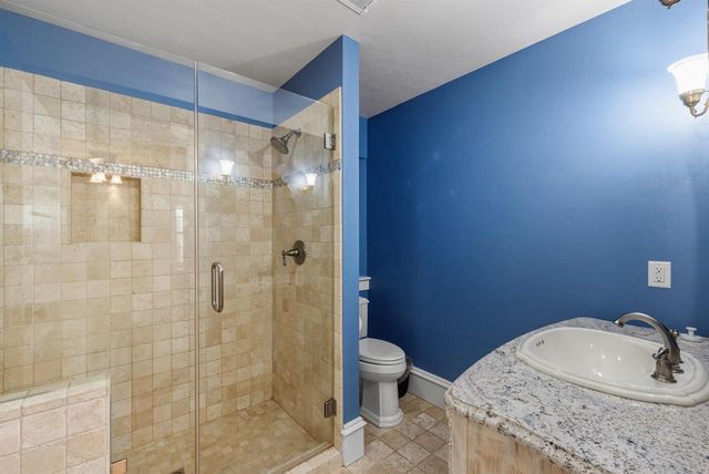 2237 Washington AVENUE, Cedarburg, WI 53012