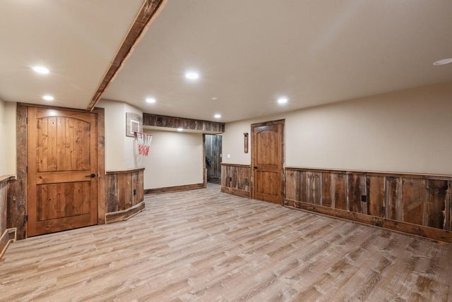 2237 Washington AVENUE, Cedarburg, WI 53012