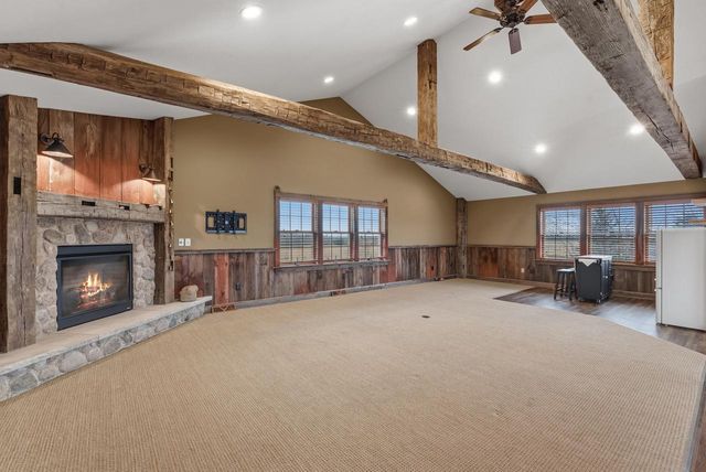 2237 Washington AVENUE, Cedarburg, WI 53012