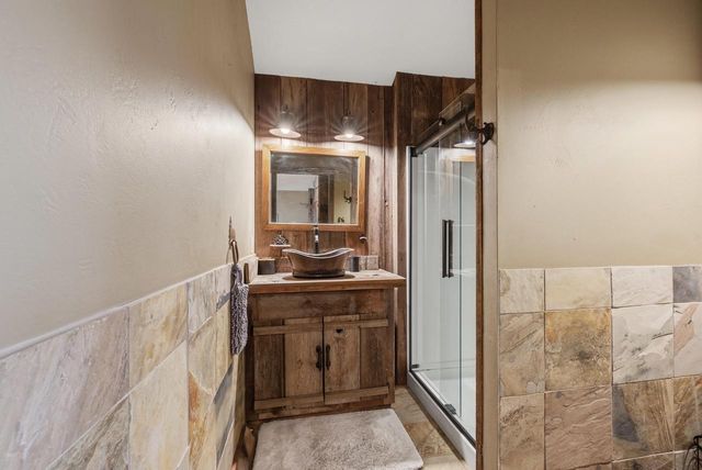 2237 Washington AVENUE, Cedarburg, WI 53012