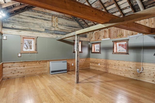 2237 Washington AVENUE, Cedarburg, WI 53012