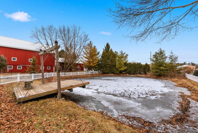 2237 Washington AVENUE, Cedarburg, WI 53012