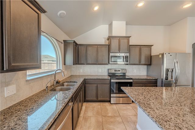 9514 English Oak Dr, Corpus Christi, TX 78410