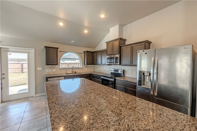 9514 English Oak Dr, Corpus Christi, TX 78410