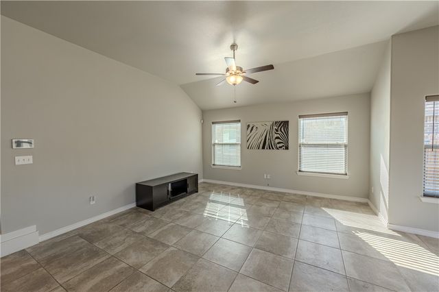 9514 English Oak Dr, Corpus Christi, TX 78410