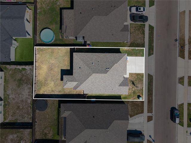 9514 English Oak Dr, Corpus Christi, TX 78410