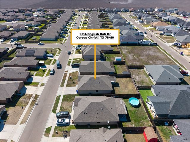 9514 English Oak Dr, Corpus Christi, TX 78410