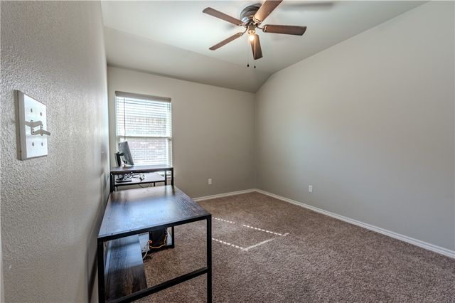 9514 English Oak Dr, Corpus Christi, TX 78410