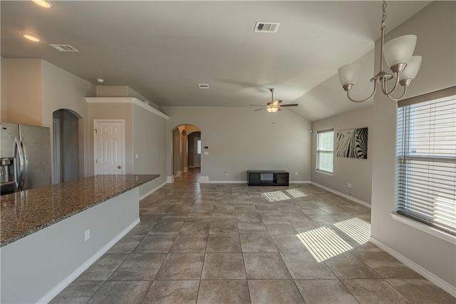 9514 English Oak Dr, Corpus Christi, TX 78410