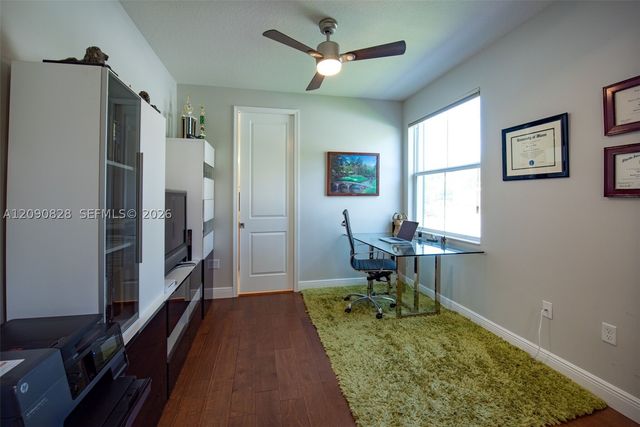 12410 NW 33rd St, Sunrise, FL 33323