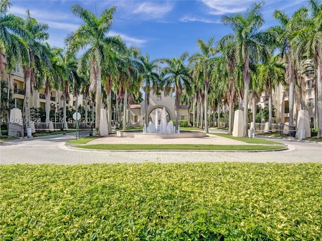 12410 NW 33rd St, Sunrise, FL 33323
