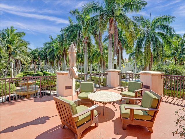 12410 NW 33rd St, Sunrise, FL 33323