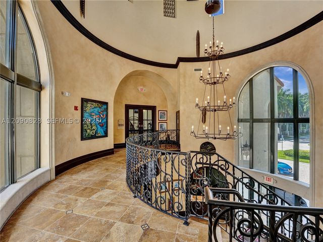 12410 NW 33rd St, Sunrise, FL 33323