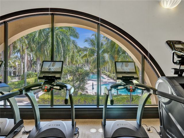 12410 NW 33rd St, Sunrise, FL 33323