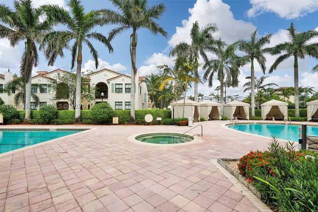 12410 NW 33rd St, Sunrise, FL 33323