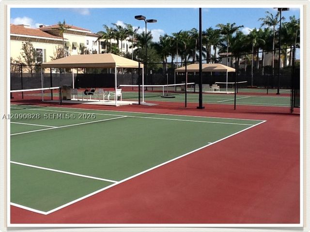 12410 NW 33rd St, Sunrise, FL 33323