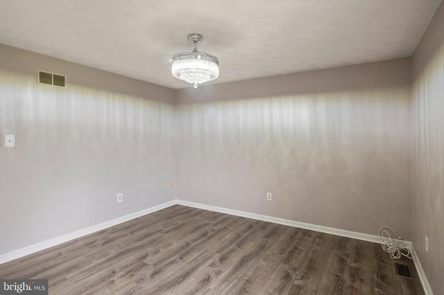 1423 HALLOWELL LN, New Windsor, MD 21776