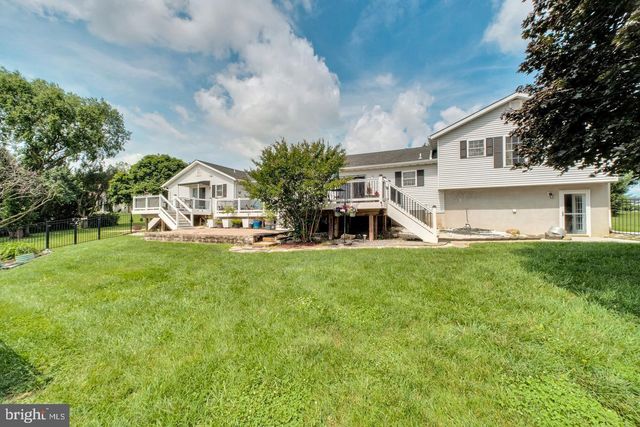 1423 HALLOWELL LN, New Windsor, MD 21776