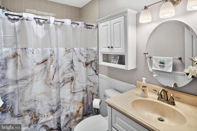 1423 HALLOWELL LN, New Windsor, MD 21776