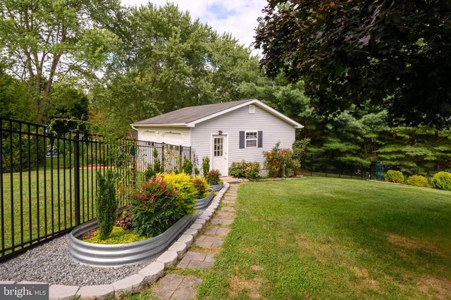 1423 HALLOWELL LN, New Windsor, MD 21776