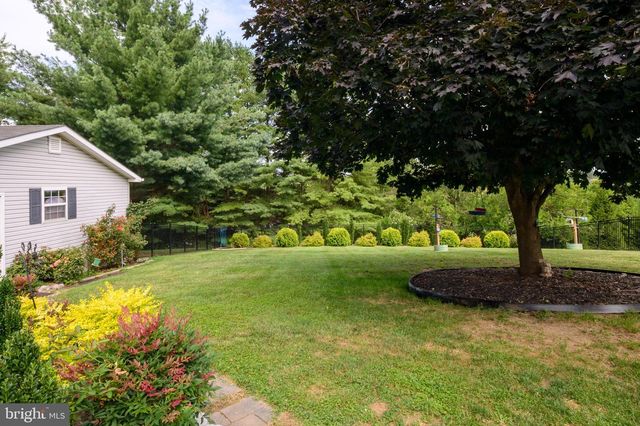 1423 HALLOWELL LN, New Windsor, MD 21776