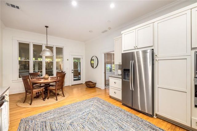 989 Amsterdam NE Avenue, Atlanta, GA 30306