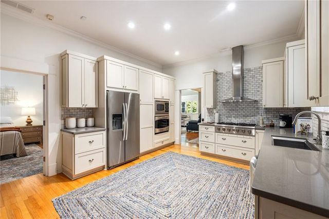 989 Amsterdam NE Avenue, Atlanta, GA 30306