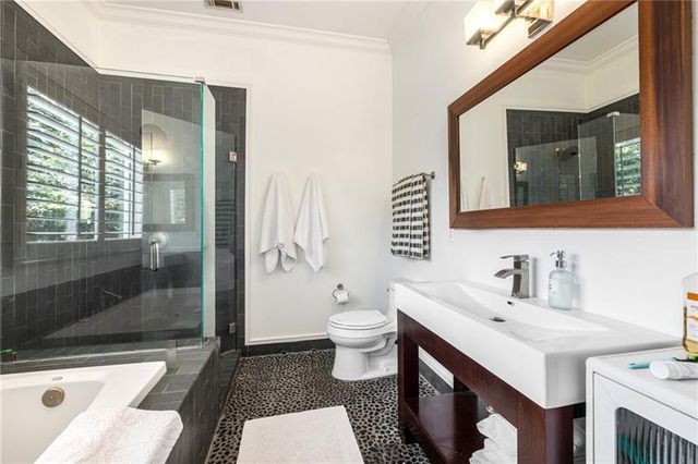 989 Amsterdam NE Avenue, Atlanta, GA 30306