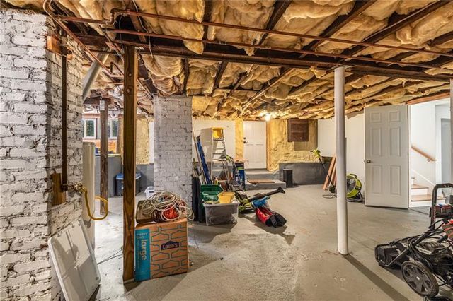 989 Amsterdam NE Avenue, Atlanta, GA 30306