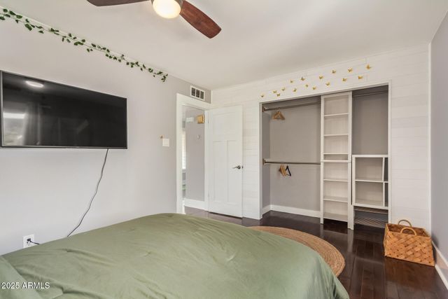 1118 E WICKIEUP Lane, Phoenix, AZ 85024