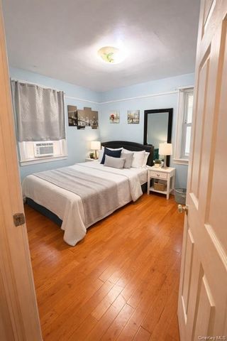 93-09 Vanderveer Street, New York City, NY 11428