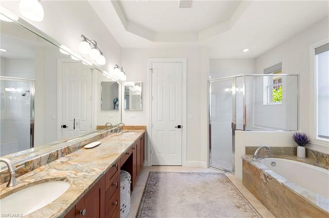 8960 Cherry Oaks TRL, Naples, FL 34114