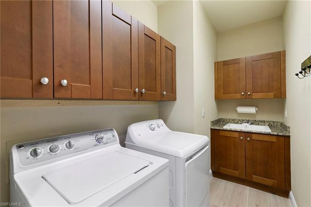 8960 Cherry Oaks TRL, Naples, FL 34114