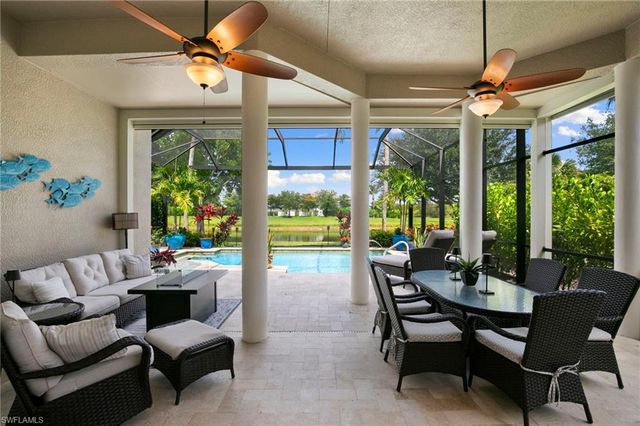 8960 Cherry Oaks TRL, Naples, FL 34114