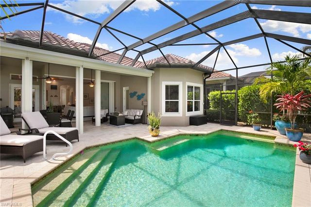 8960 Cherry Oaks TRL, Naples, FL 34114