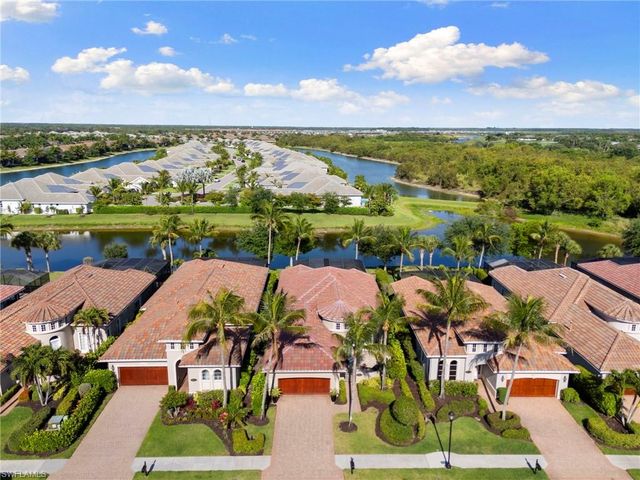 8960 Cherry Oaks TRL, Naples, FL 34114