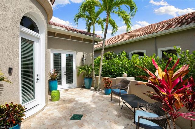 8960 Cherry Oaks TRL, Naples, FL 34114