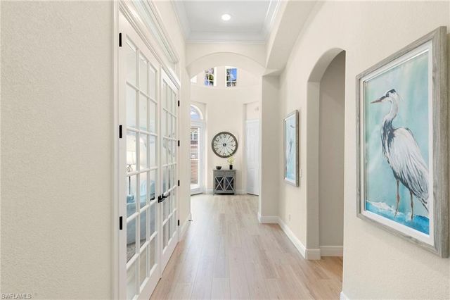 8960 Cherry Oaks TRL, Naples, FL 34114