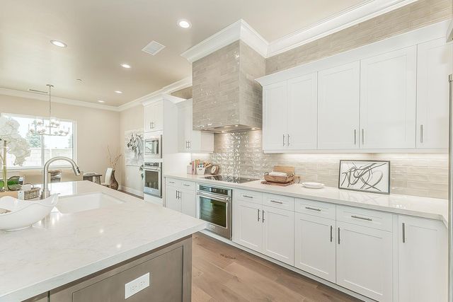 11421 N Live Oak Drive, Fresno, CA 93730