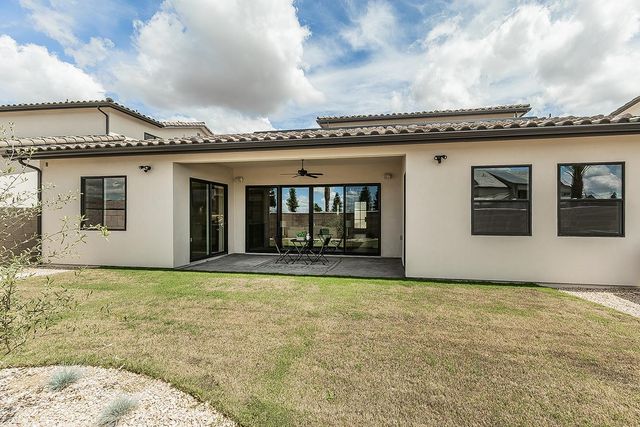 11421 N Live Oak Drive, Fresno, CA 93730