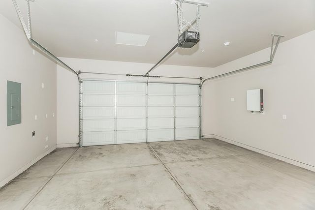 11421 N Live Oak Drive, Fresno, CA 93730