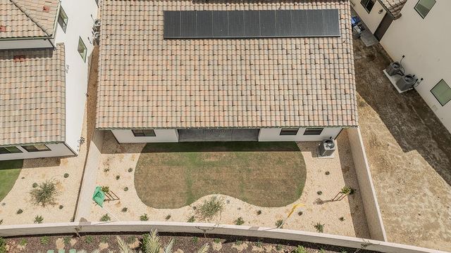 11421 N Live Oak Drive, Fresno, CA 93730