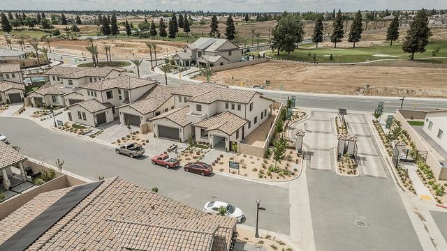 11421 N Live Oak Drive, Fresno, CA 93730