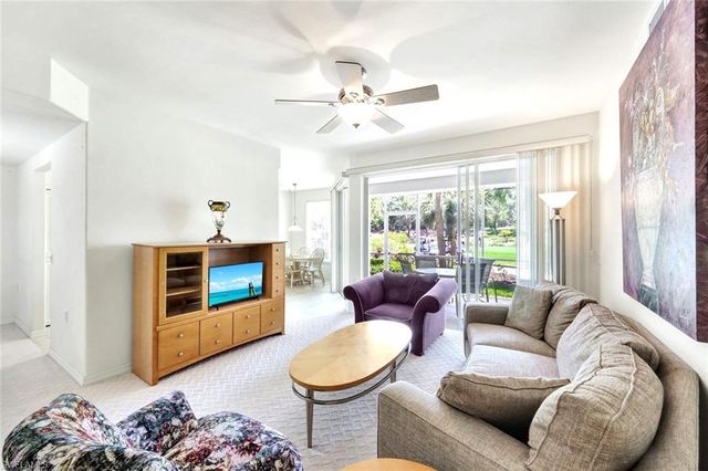 2190 Arielle DR # 903, Naples, FL 34109