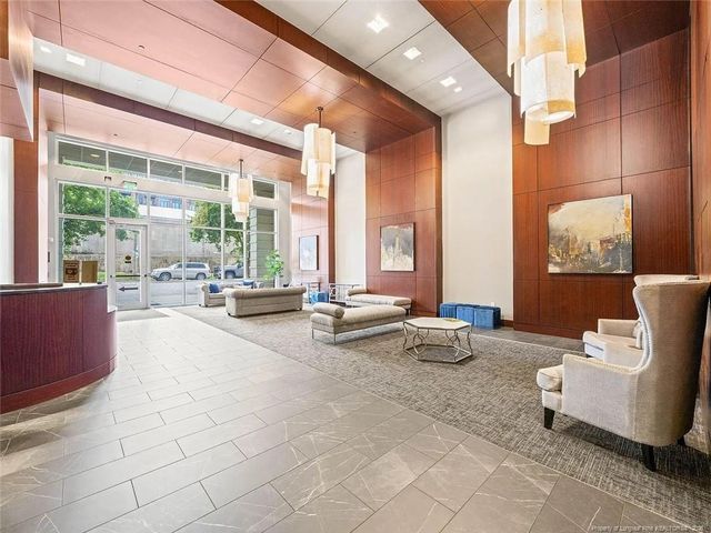 400 W North Street 900, Raleigh, NC 27603
