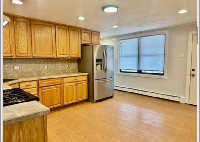 187 White St 1, Lowell, MA 01854