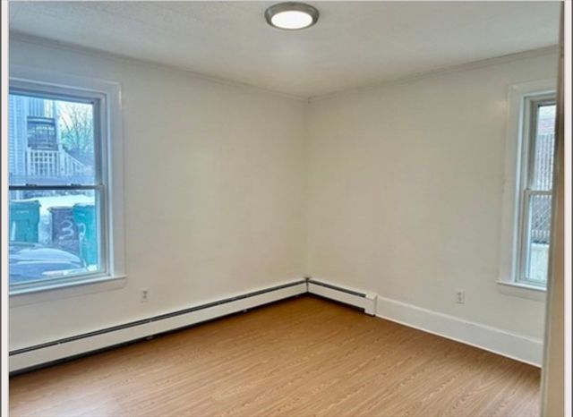 187 White St 1, Lowell, MA 01854