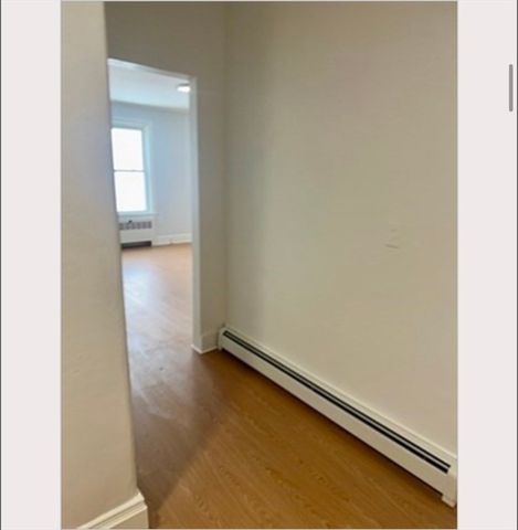 187 White St 1, Lowell, MA 01854