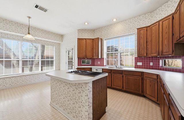 7600 Mifflin Kenedy TER, Austin, TX 78749