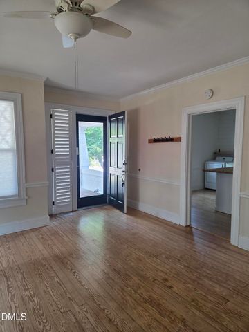 317 S 4th Street, Smithfield, NC 27577